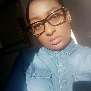 Meet your Posher, Skyland